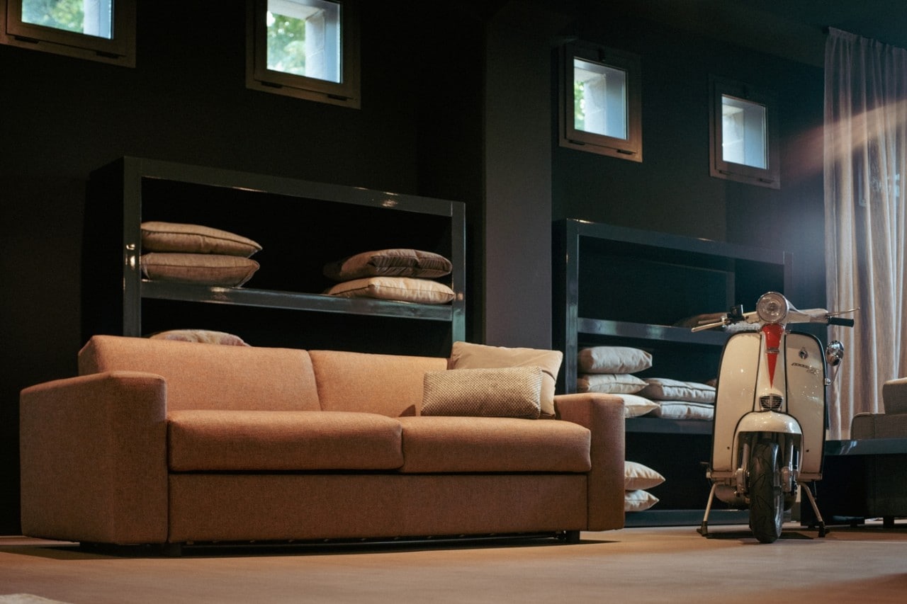 Salone del Mobile e moto d’epoca, il design si rimette in moto